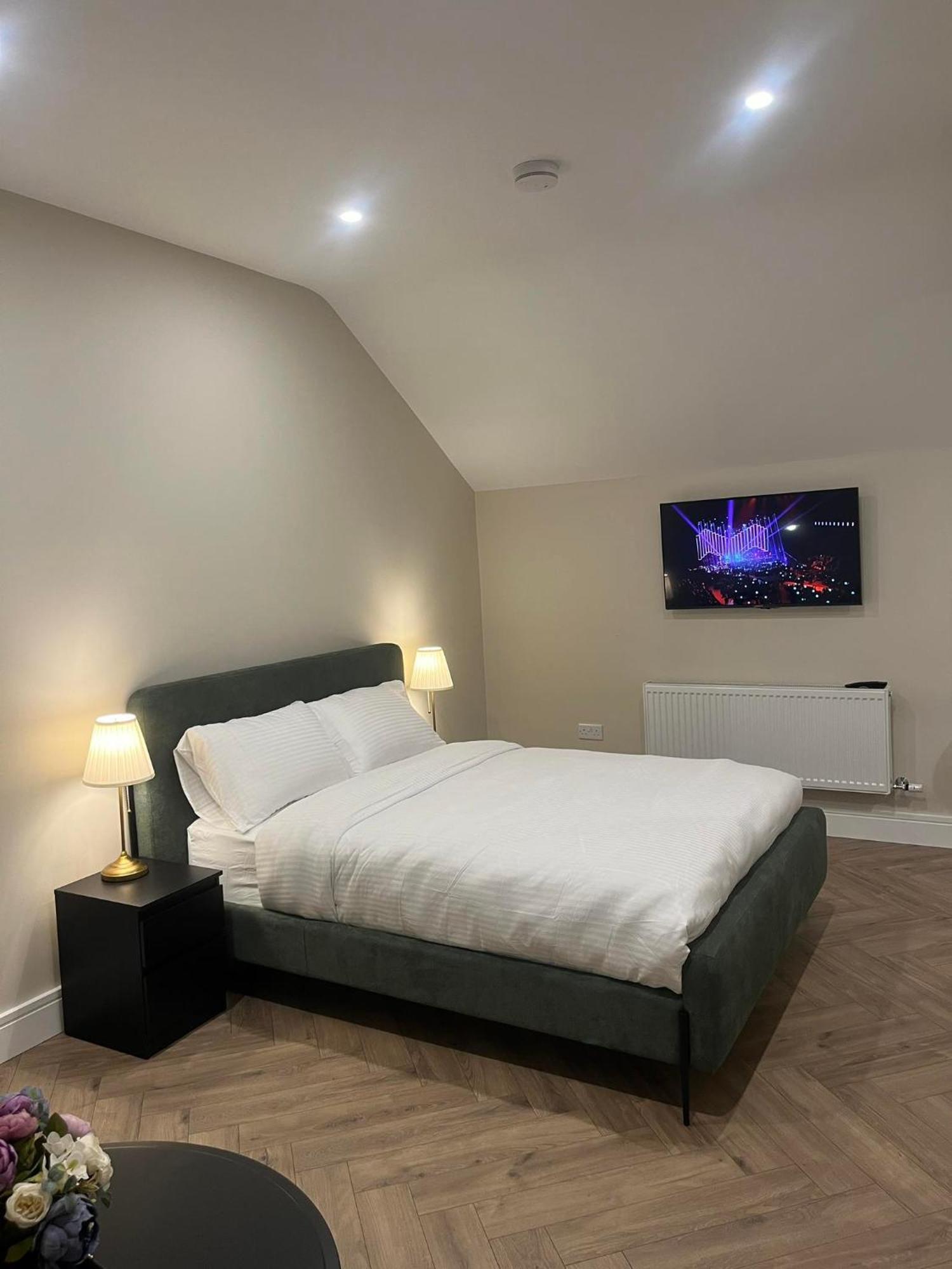 Attic Room In Citywest Dublino Esterno foto